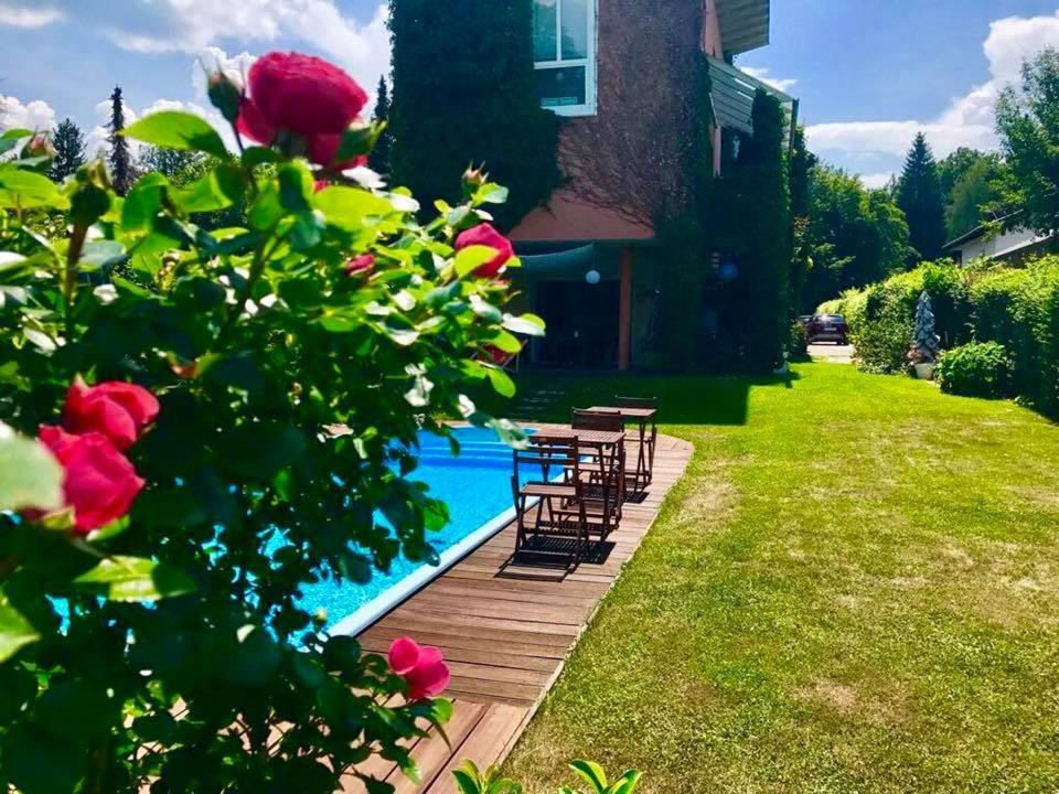 Lovely In Boutique-Hotel Velden Velden am Woerthersee Exterior photo
